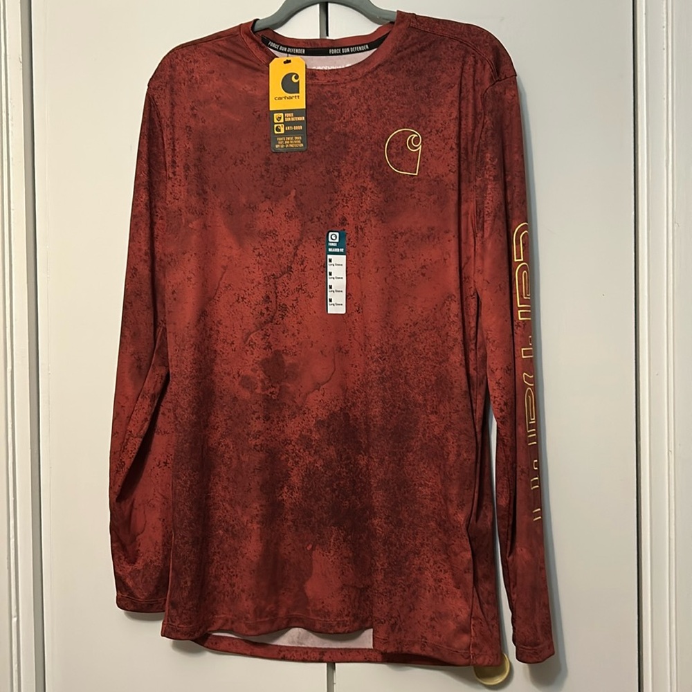Mens size medium red camo print Long-sleeve t-shirt